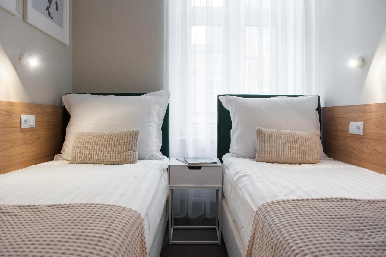 Hotel Awo Gniezno Eksteriør billede