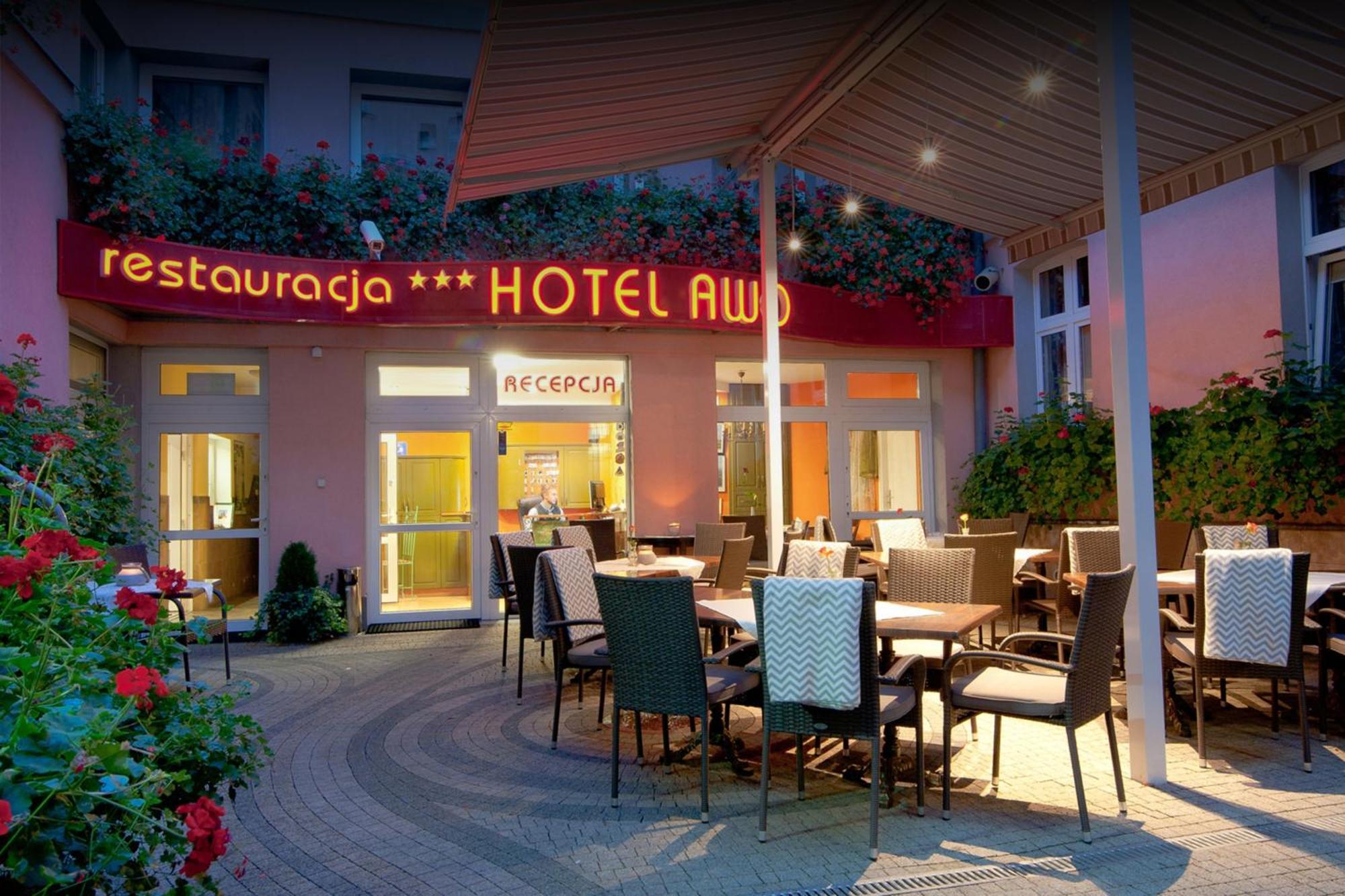 Hotel Awo Gniezno Eksteriør billede