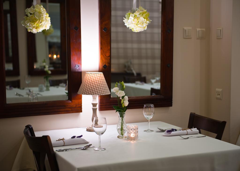 Hotel Awo Gniezno Eksteriør billede